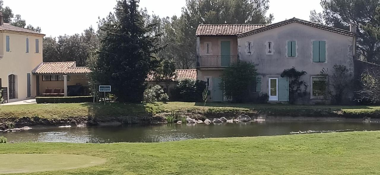 Charmant T2 Climatise Avec Belle Vue , Golf De Pont-Royal Mallemort Exteriér fotografie