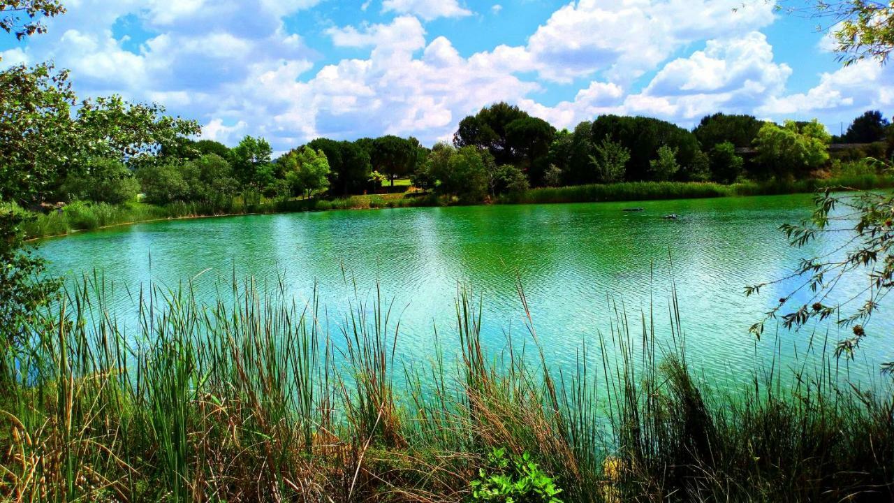 Charmant T2 Climatise Avec Belle Vue , Golf De Pont-Royal Mallemort Exteriér fotografie
